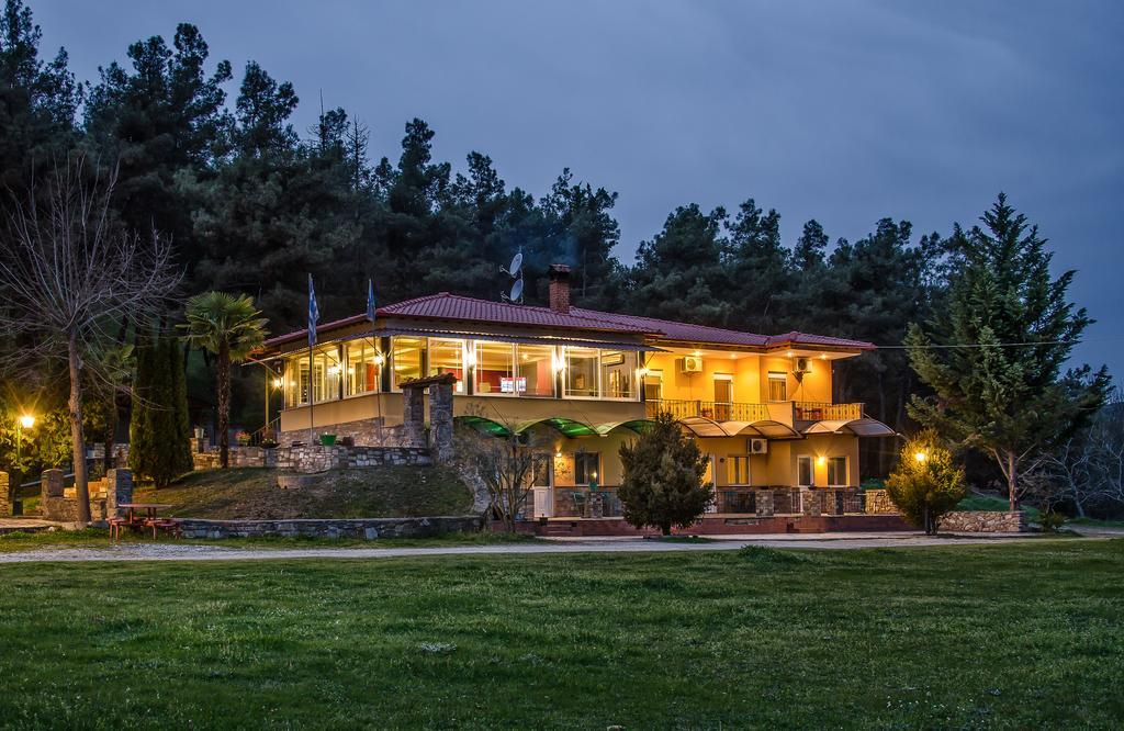 River Side Rooms Elassona 외부 사진