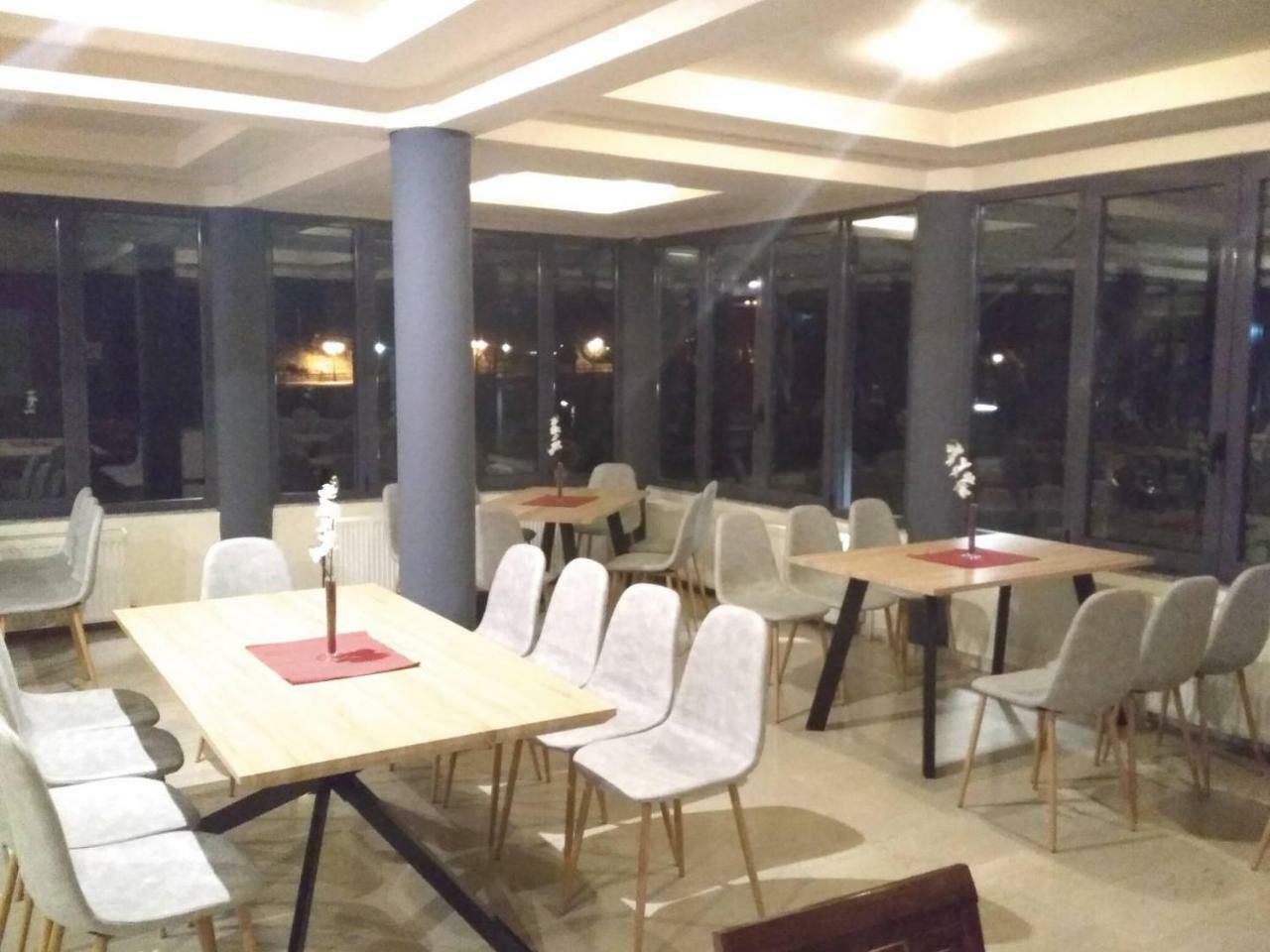 River Side Rooms Elassona 외부 사진